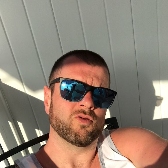 Meet your Posher, Corey - Picture 1 of 1